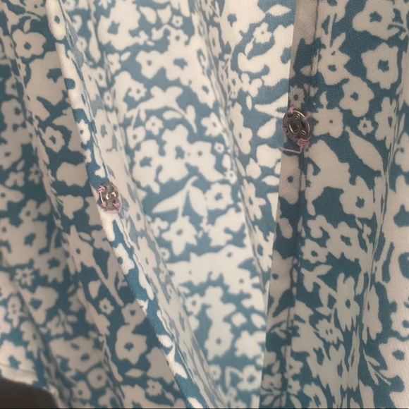 Flutter sleeve front button midi dress - Picture 5 of 5